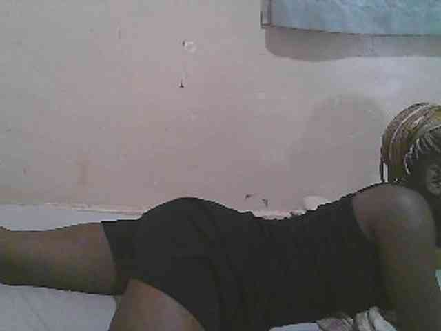 Sparkling-divah webcam