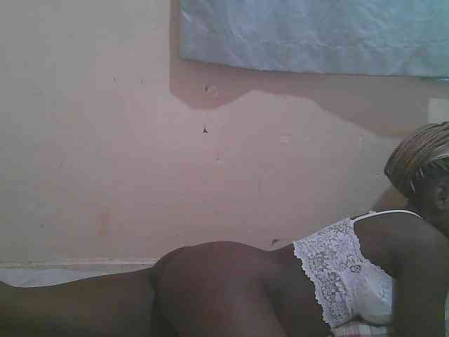 Sparkling-divah webcam