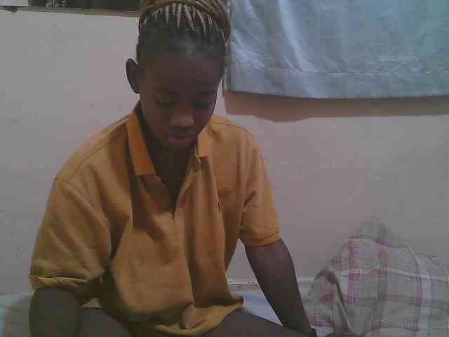 Sparkling-divah webcam