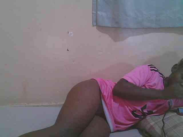 Sparkling-divah webcam