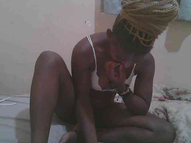 Sparkling-divah webcam