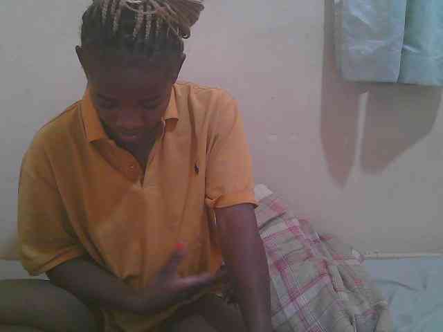 Sparkling-divah webcam