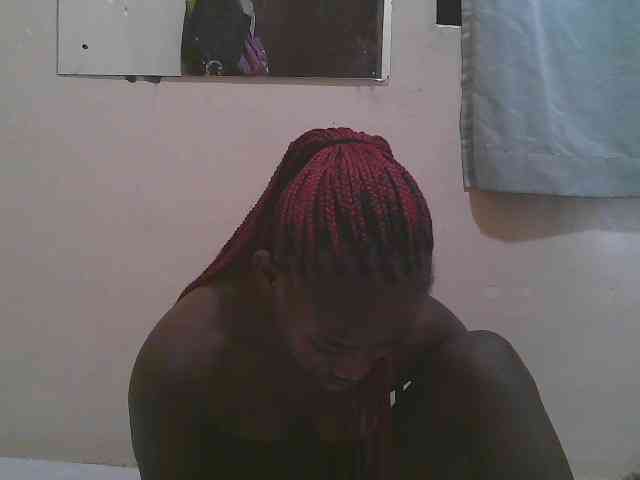 Sparkling-divah webcam