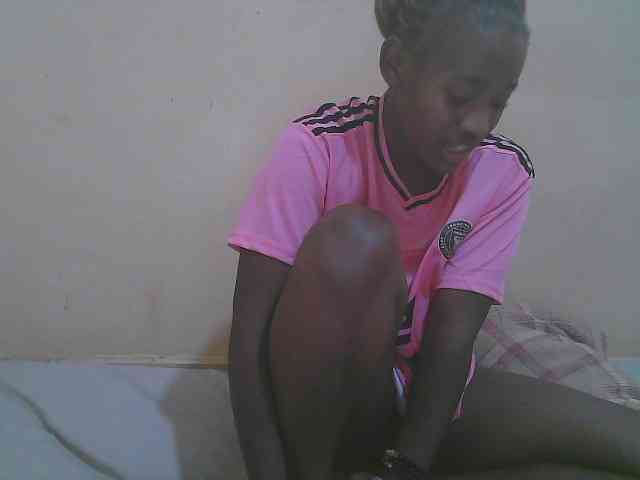 Sparkling-divah webcam