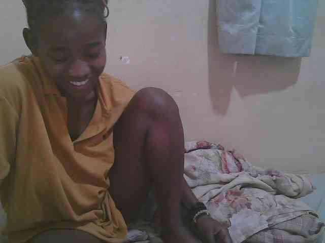 Sparkling-divah webcam