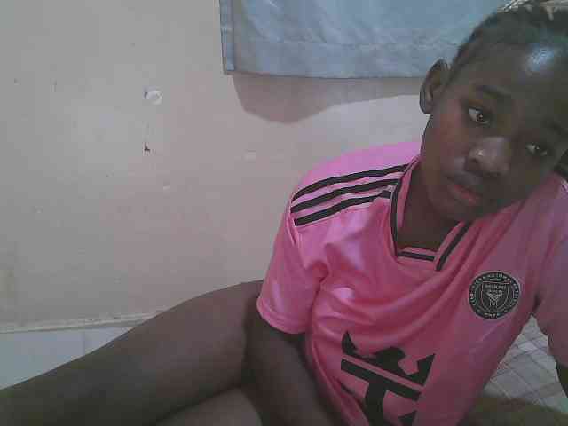 Sparkling-divah webcam