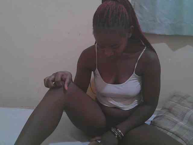Sparkling-divah webcam