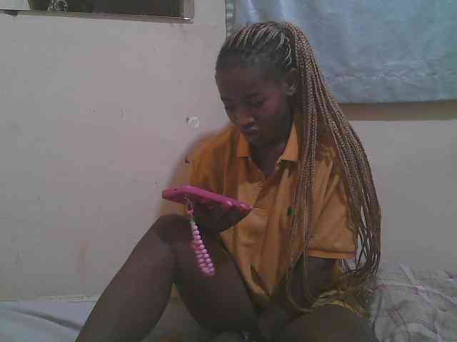 Sparkling-divah webcam