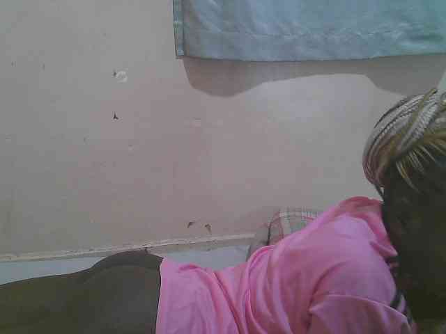 Sparkling-divah webcam