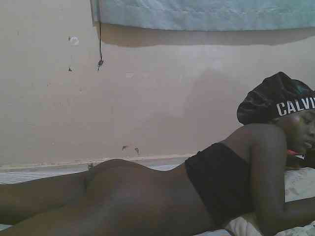 Sparkling-divah webcam