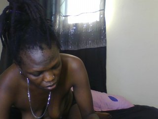 Screatcouples's Live Webcam