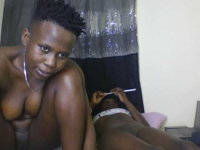 Screatcouples live cam on BongaCams