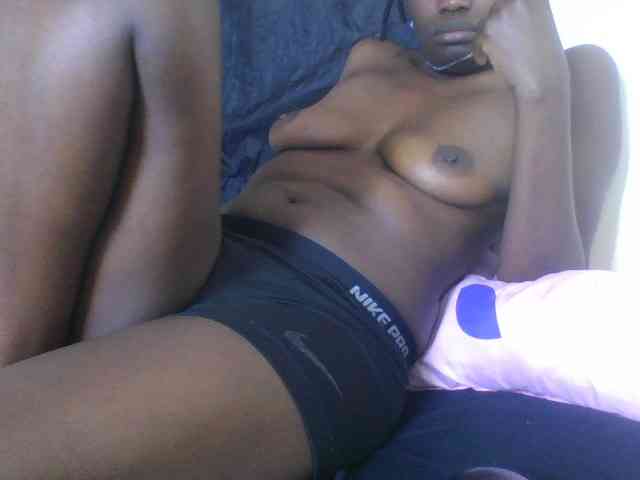 Screatcouples webcam
