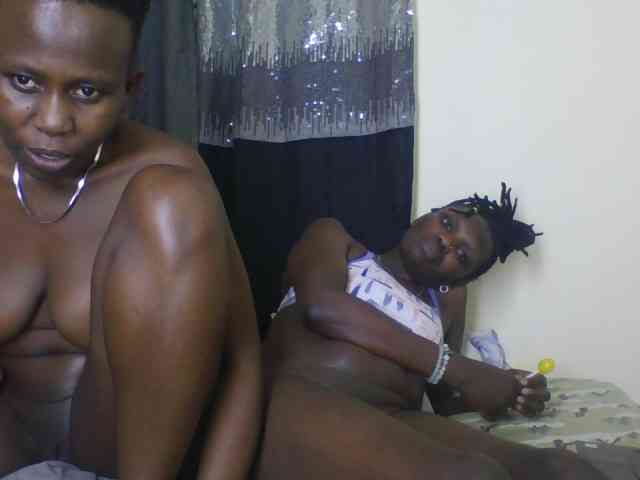 Screatcouples webcam