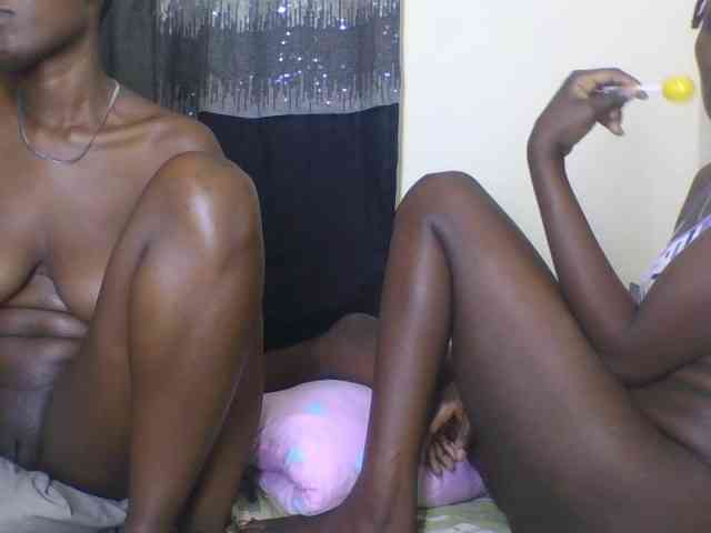 Screatcouples webcam