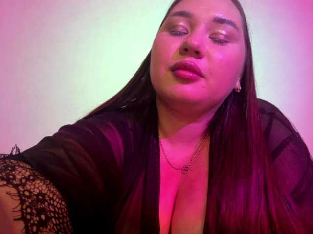 HazelZims live cam on BongaCams