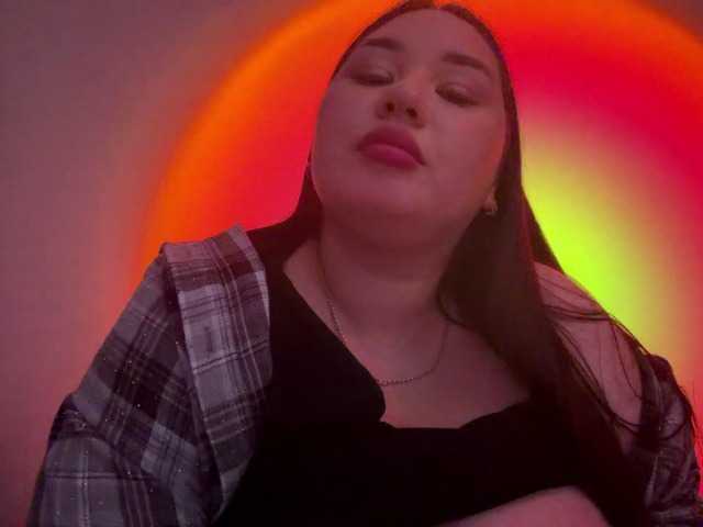 HazelZims live cam on BongaCams