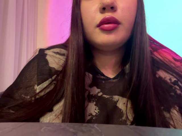 HazelZims live cam on BongaCams