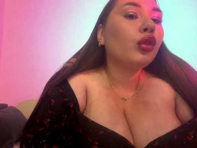 HazelZims live cam on BongaCams