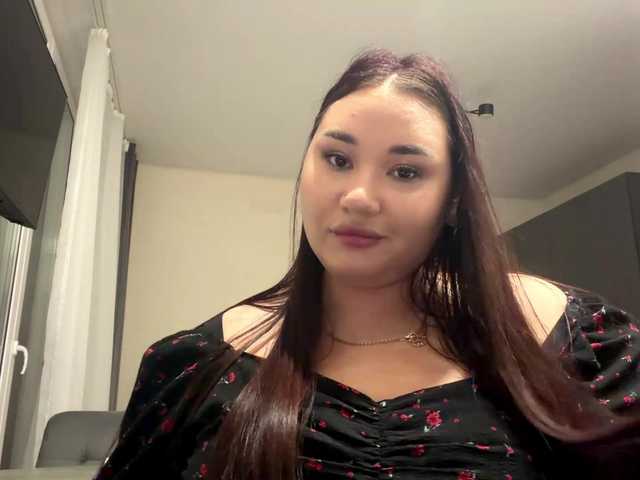 HazelZims live cam preview