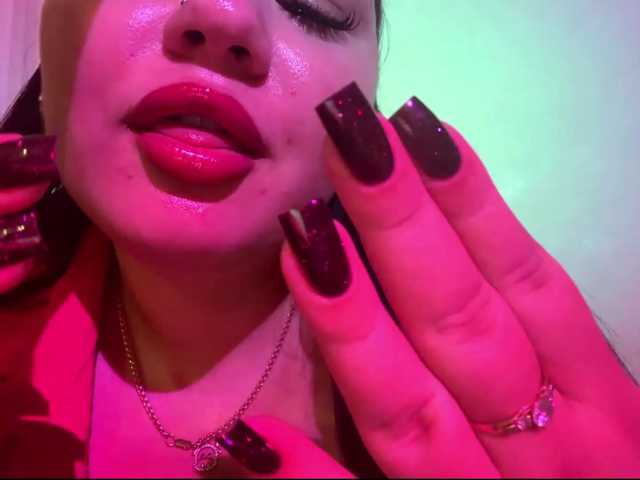 HazelZims live cam on BongaCams