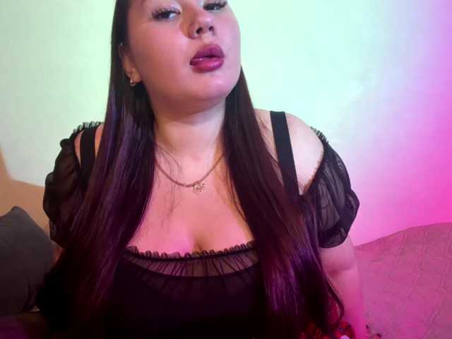 HazelZims live cam on BongaCams