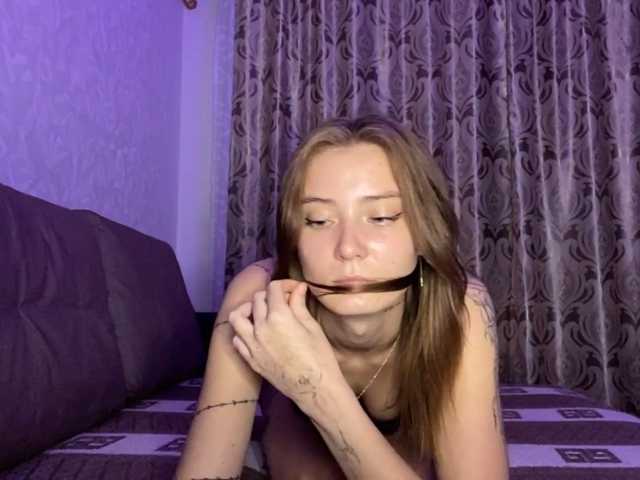 WillowGrams live cam on BongaCams