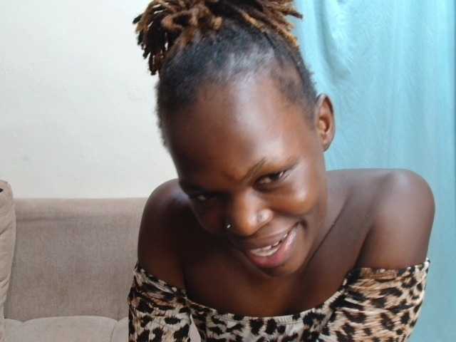 barbiequeen1 live cam on BongaCams