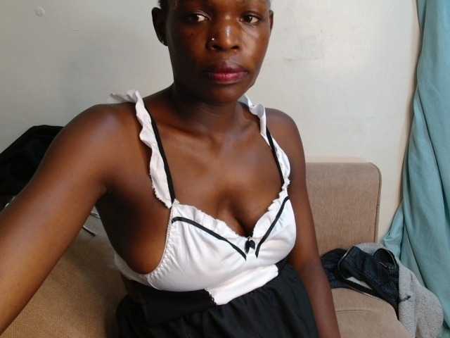 barbiequeen1 live cam on BongaCams