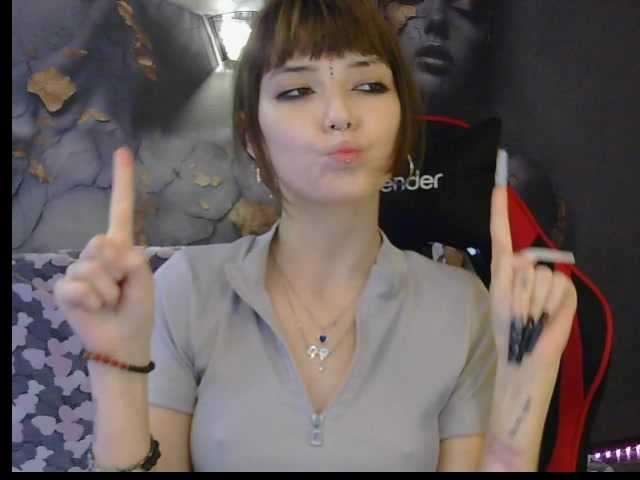 Lisssaura live cam on BongaCams