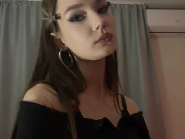 JuniperHoll live cam on BongaCams