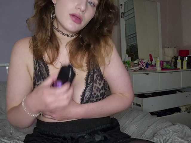 MorganLeanos live cam preview
