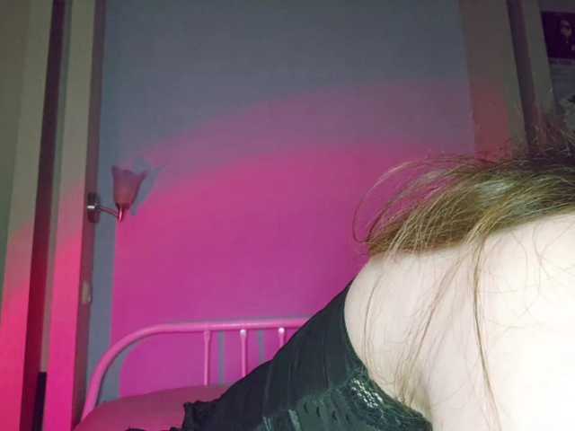 MorganLeanos live cam on BongaCams