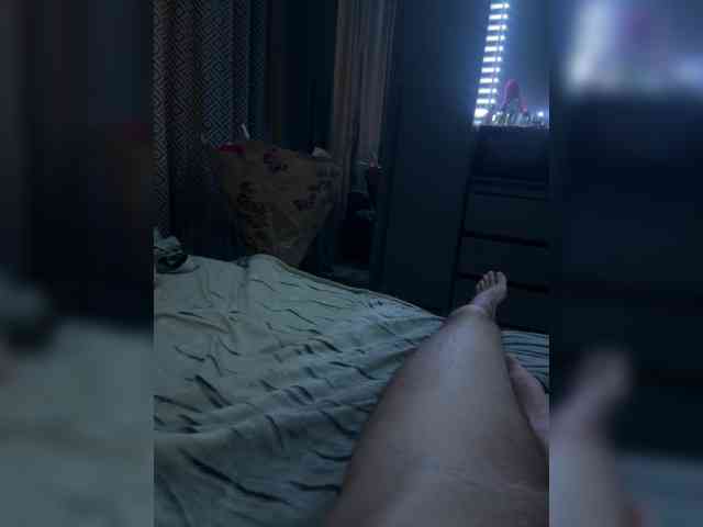 EvaaloveMer2gas