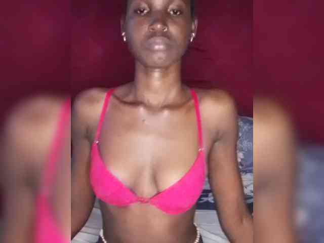 AryaSmilesX webcam