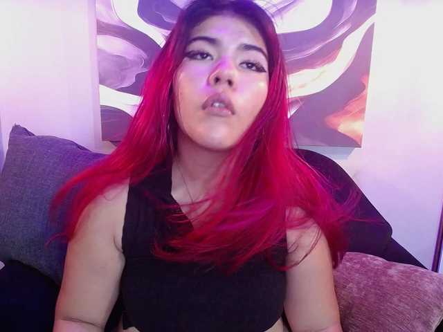 allieBootty live cam on BongaCams
