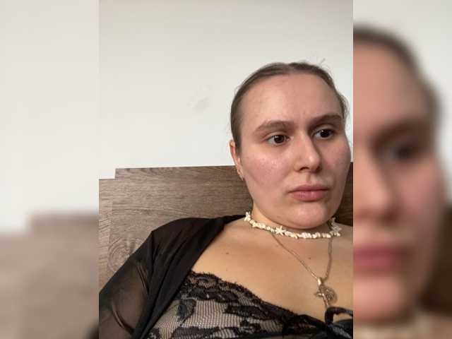 Elya6, en directo ahora en BongaCams