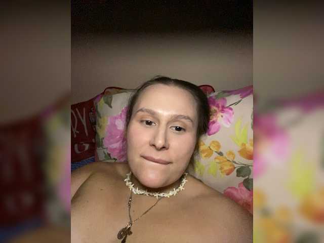 Elya6 live cam preview