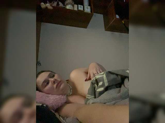Elya6 live cam on BongaCams