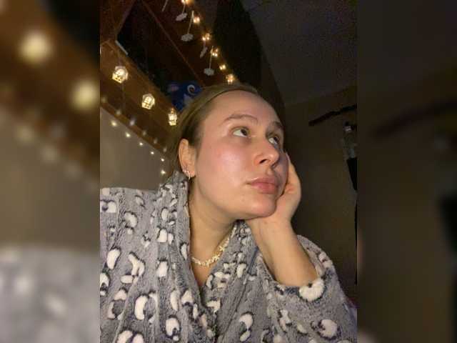 Elya6 live cam on BongaCams