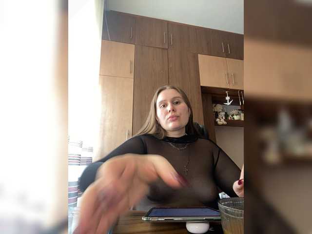 Elya6 live cam on BongaCams