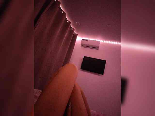 Kotenok-10is10 webcam