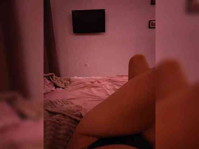 Kotenok-10is10 webcam