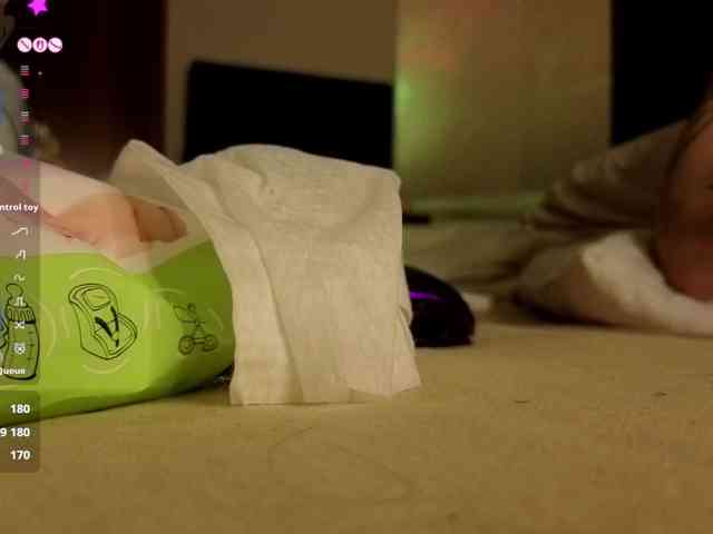 Melissaa22 webcam