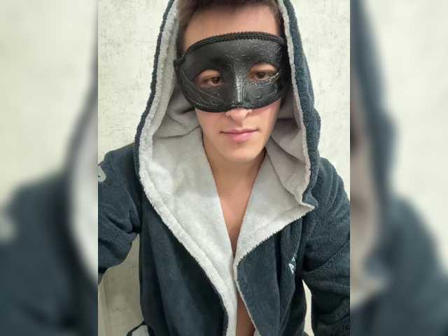 AlexTop21T1
