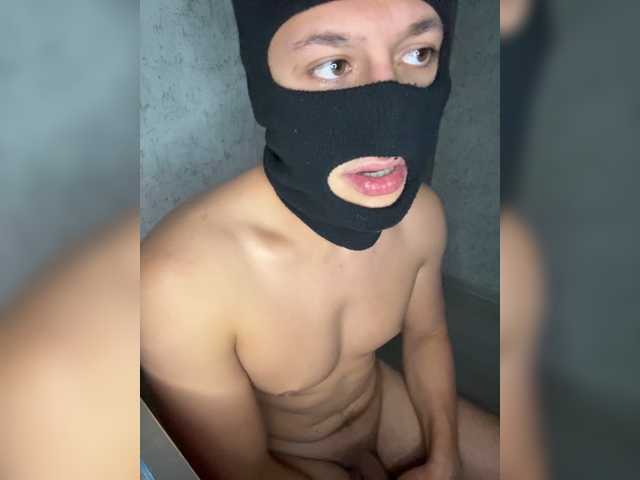 AlexTop21T1