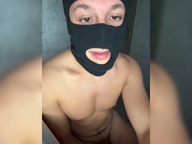AlexTop21T1