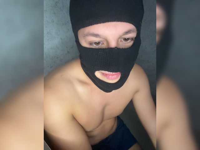 AlexTop21T1