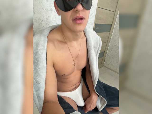 AlexTop21T1