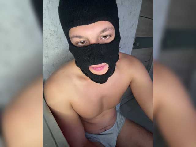 AlexTop21T1